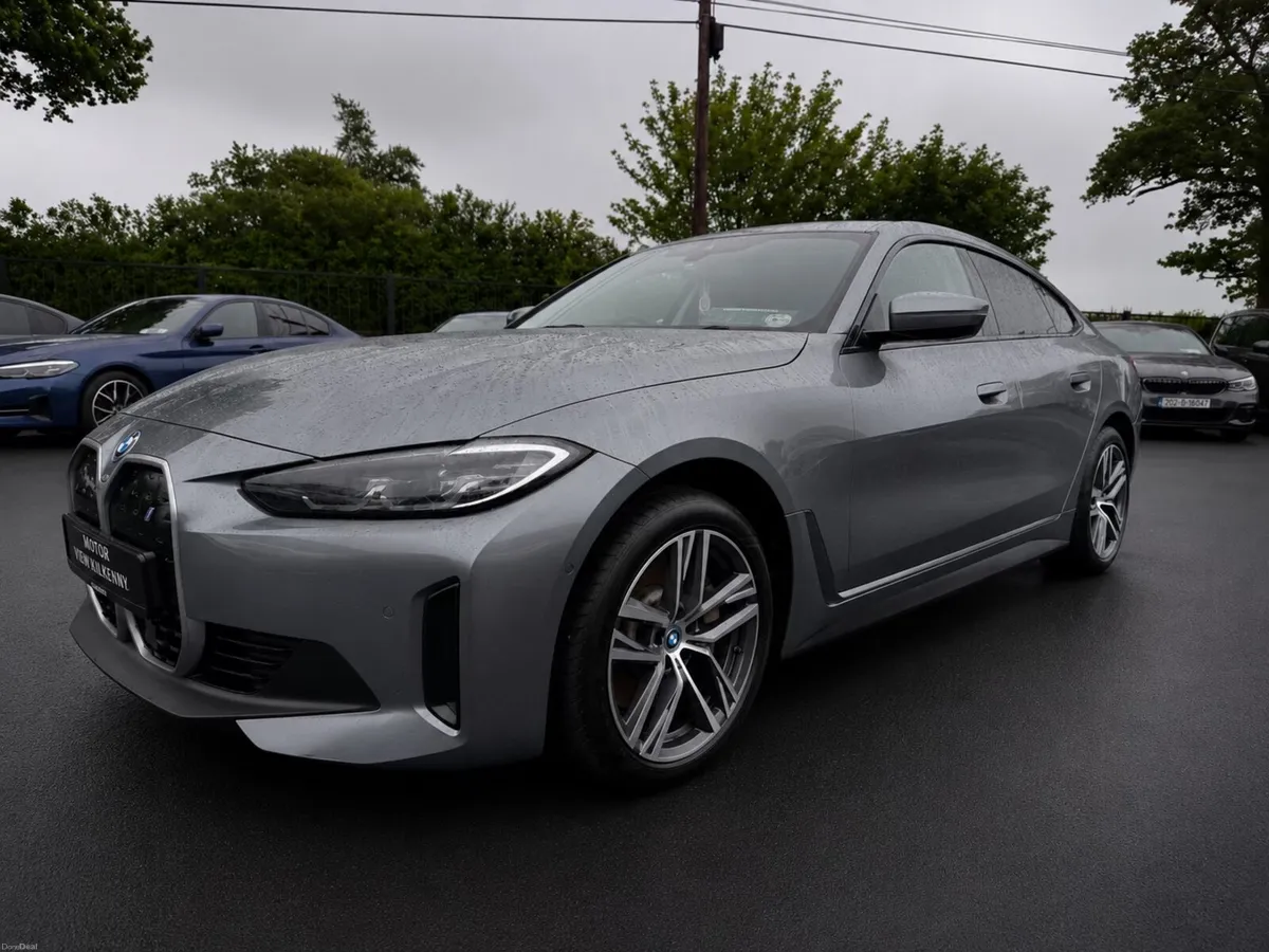 2023 BMW i4 EDRIVE 40 BIG SPEC SUNROOF - Image 3