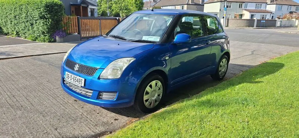 2006 Suzuki Swift - Image 2