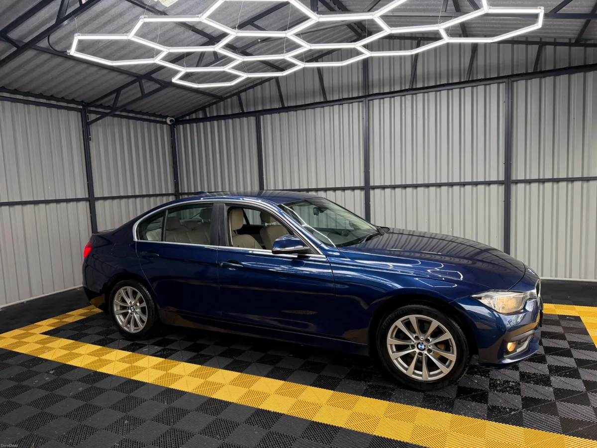 BMW 320d 2015 Manual - Image 2
