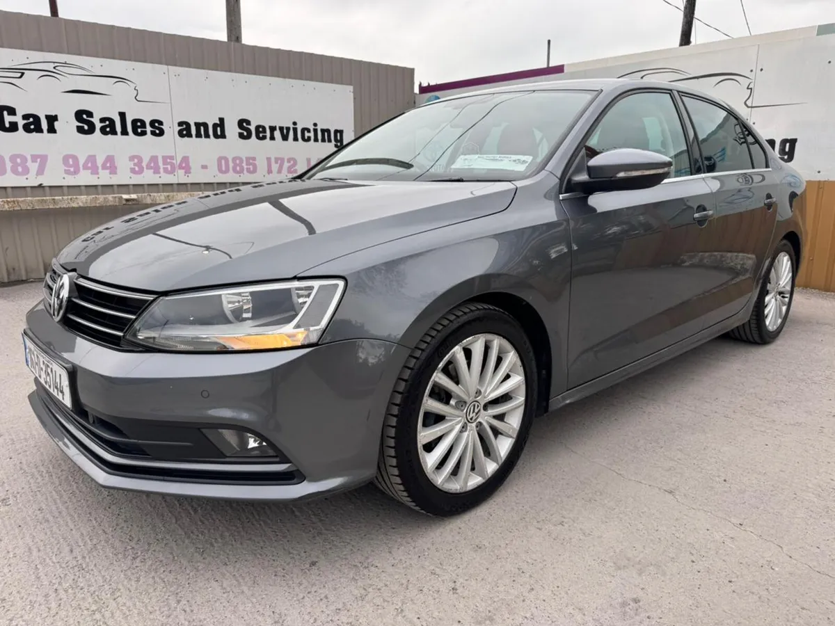 161 VW Jetta 2.0TDI DSG Auto Highline Low Miles - Image 1