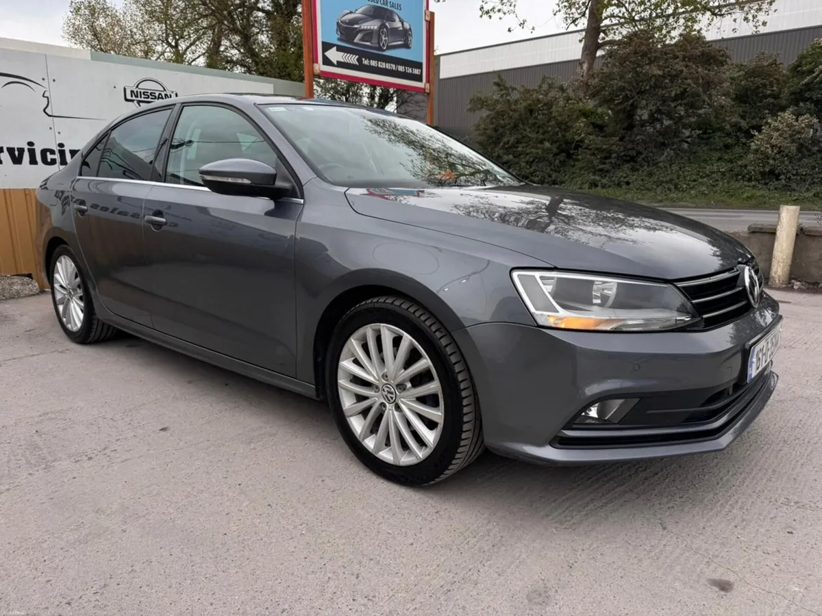 161 VW Jetta 2.0TDI DSG Auto Highline Low Miles - Image 2