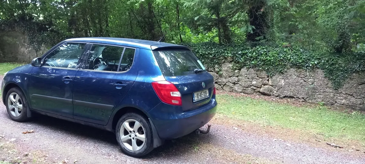Skoda Fabia 2010 - Image 2