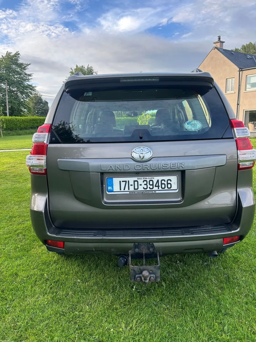 Toyota Land Cruiser 2017 - Image 2