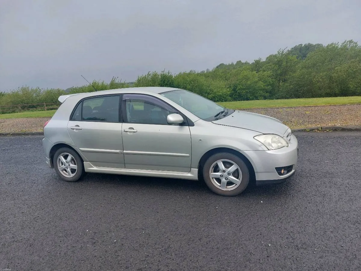 Toyota corrola - Image 2