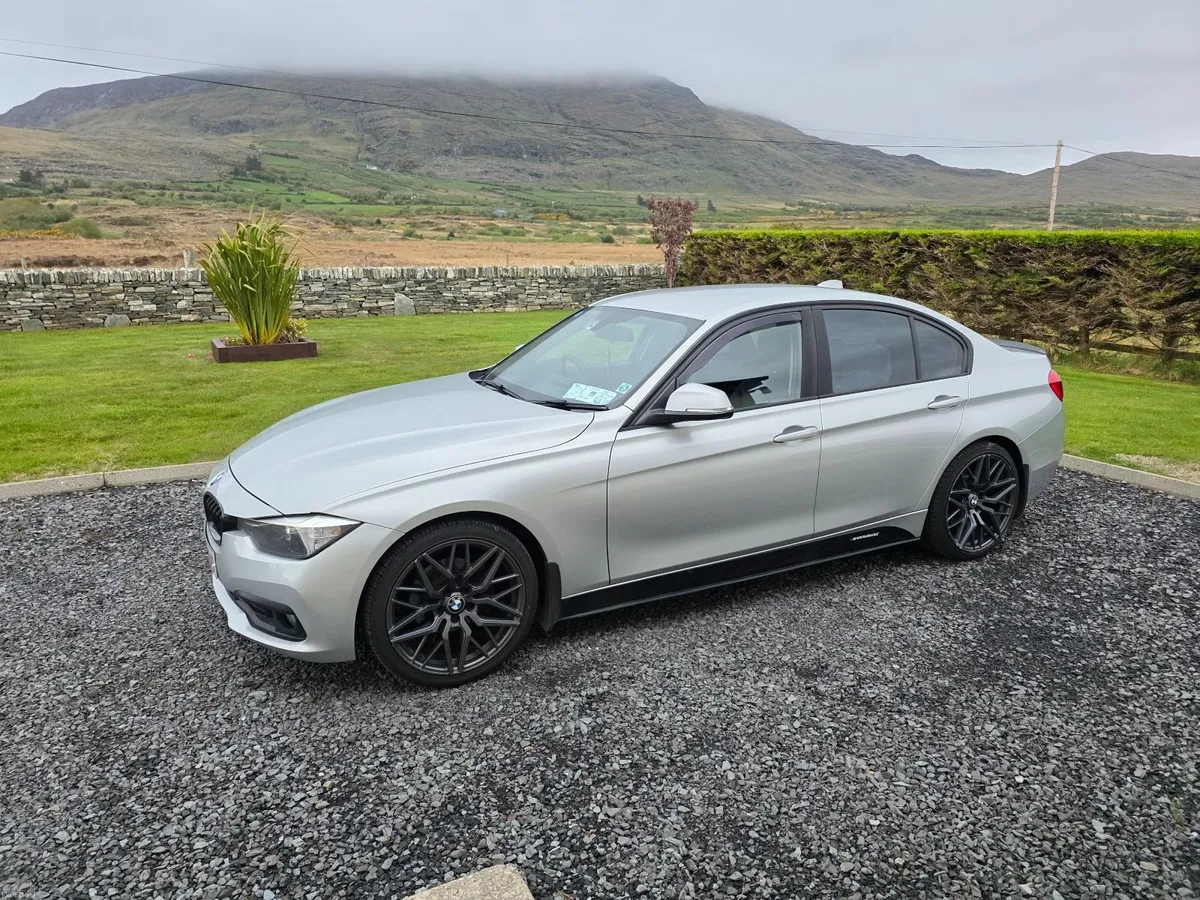 BMW 320D 2016 - Image 1