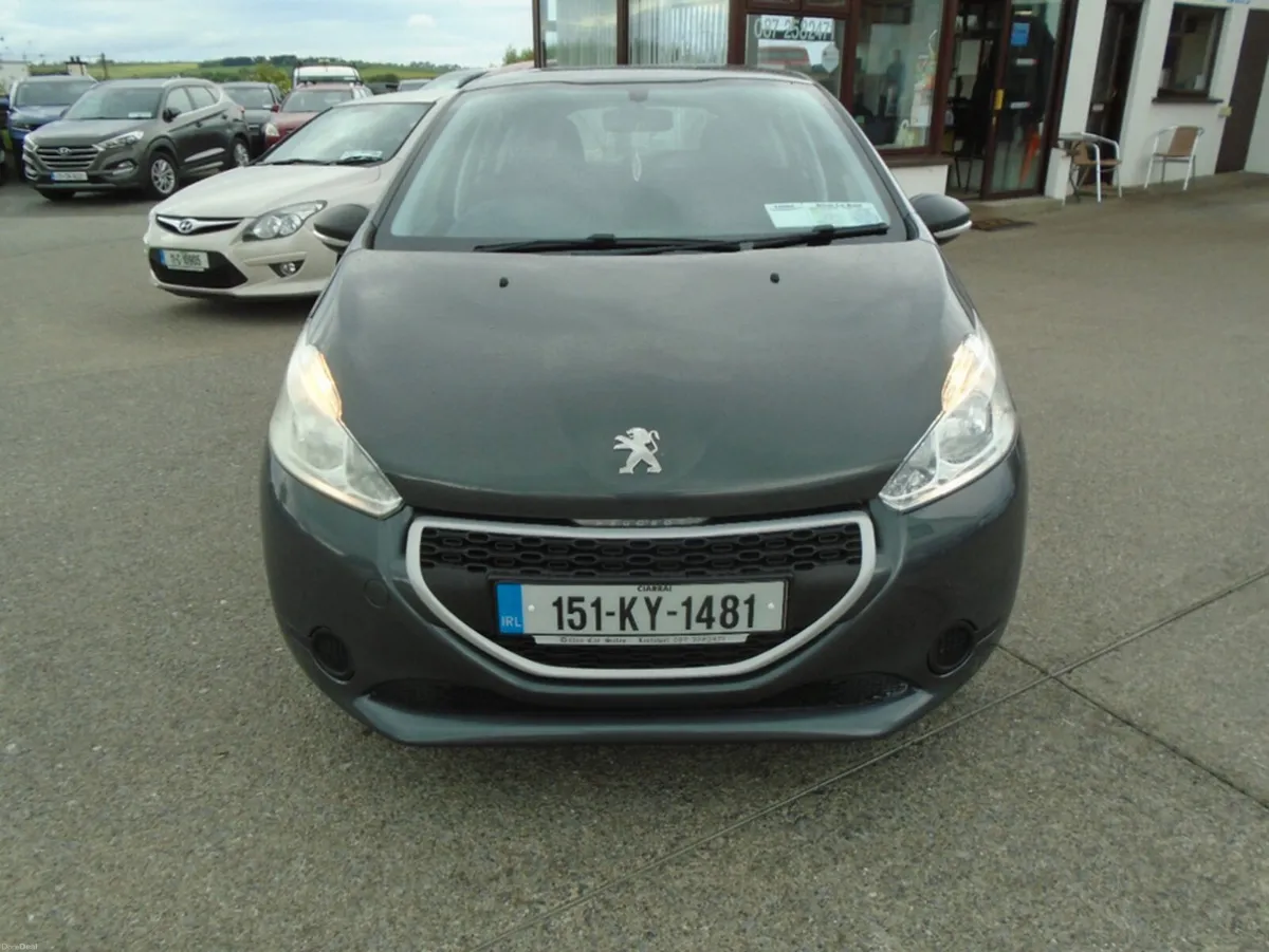 Peugeot 208 ACCESS 1.4 HDI 4DR - Image 6