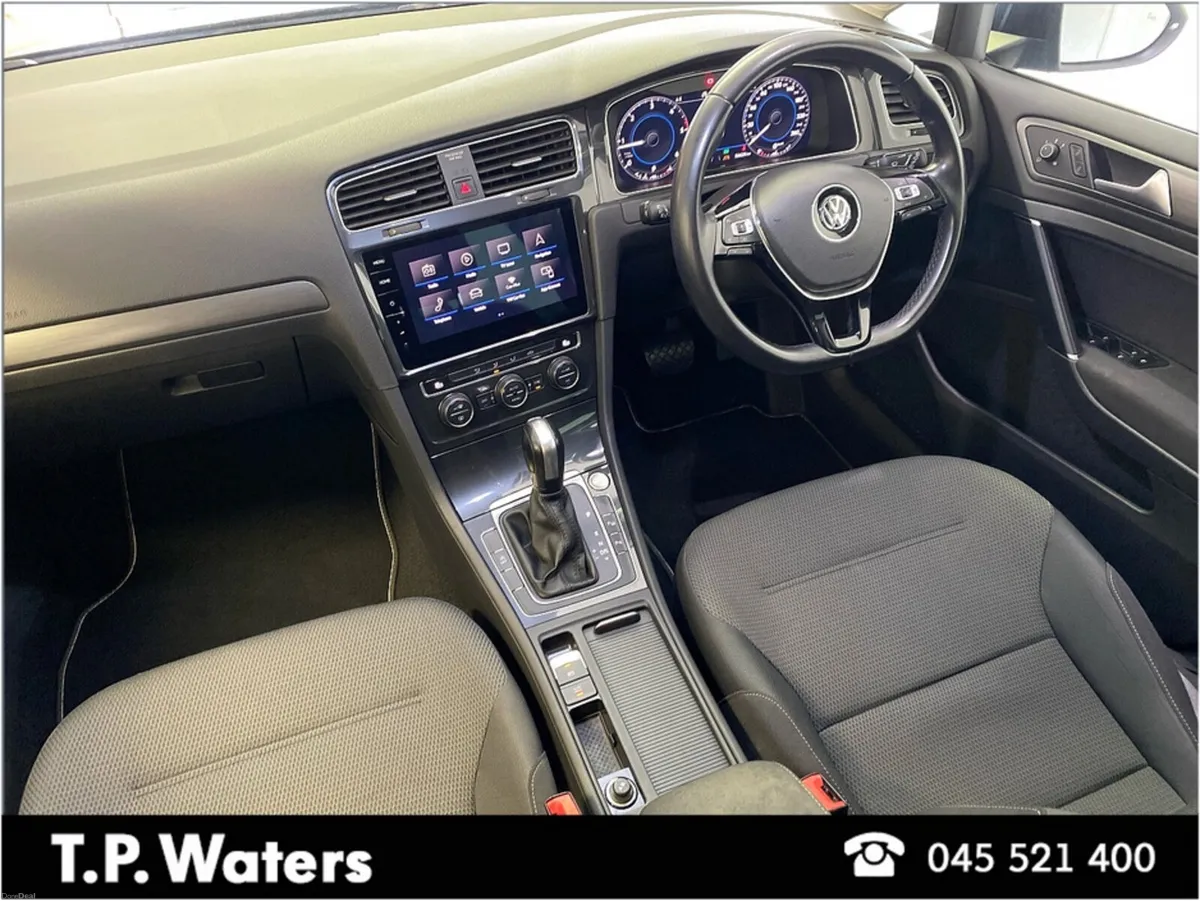 Volkswagen Golf 2.0 TDI - AUTOMATIC - REVERSING CA - Image 2