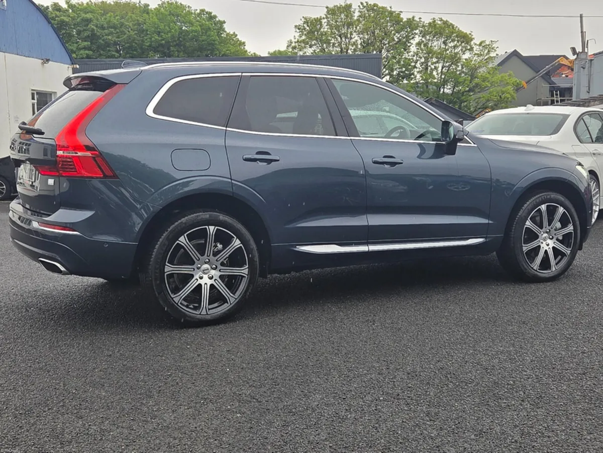 Volvo XC60 T8 AWD*WILKENS&BOWERS*PAN ROOF*CRYSTAL - Image 4