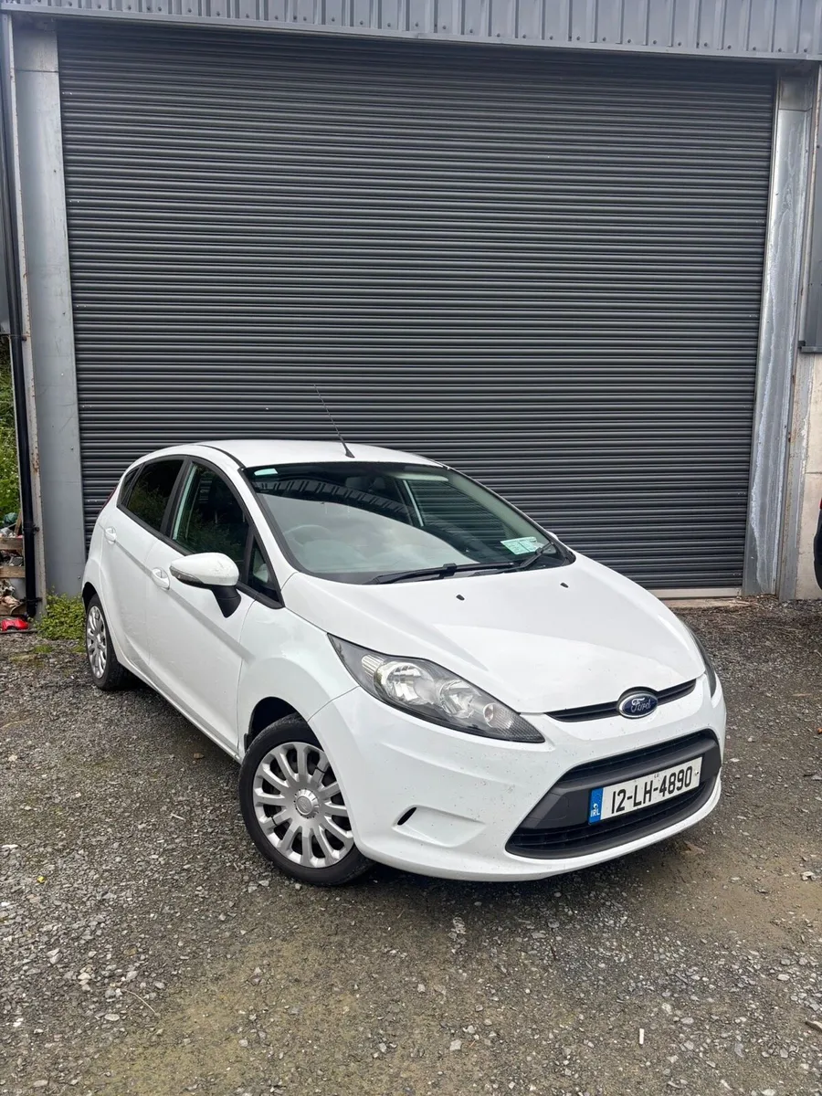 2012 ford fiesta - Image 1