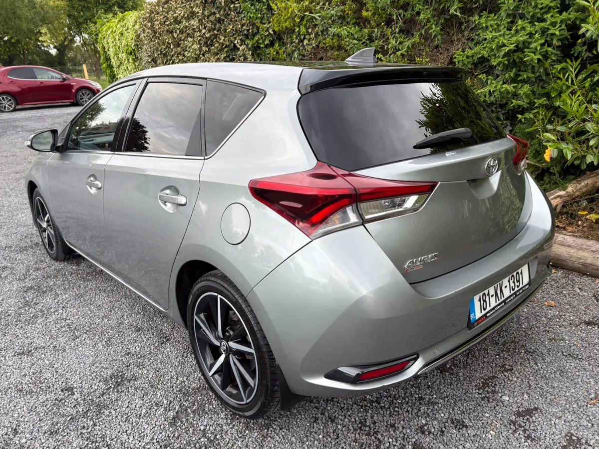 Toyota Auris 2018 1.2 - Image 3
