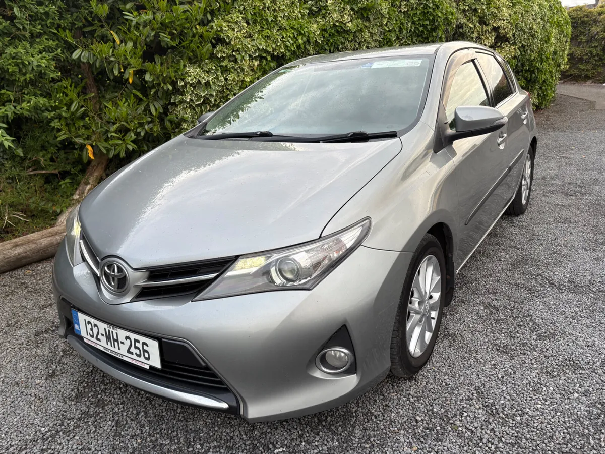 Toyota Auris 2013 1.4 D4D Auto - Image 1