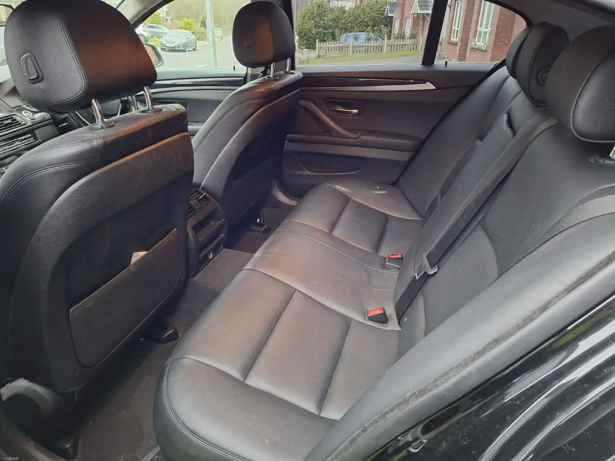 BMW 5-Series 2016 - Image 2