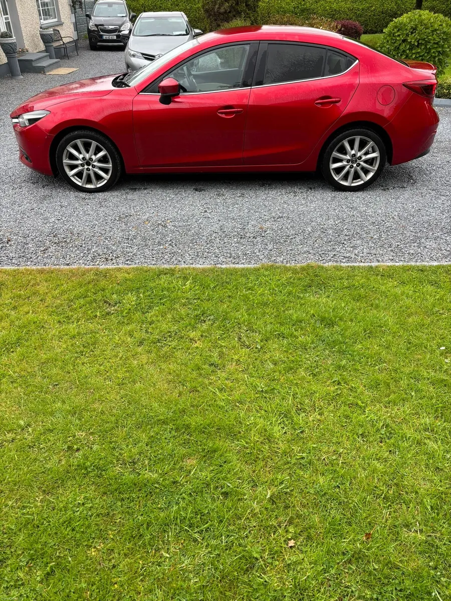 181 MAZDA 3 SKYACTIV DIESEL - Image 4