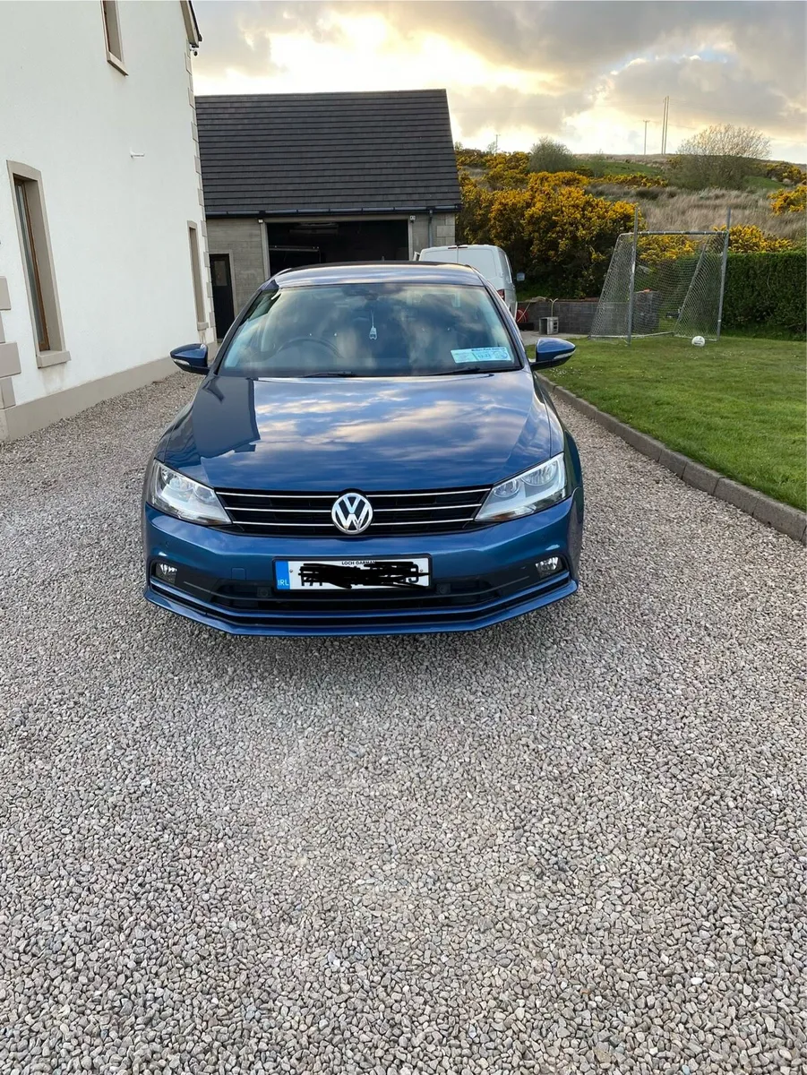2017 Volkswagen Jetta - Image 1