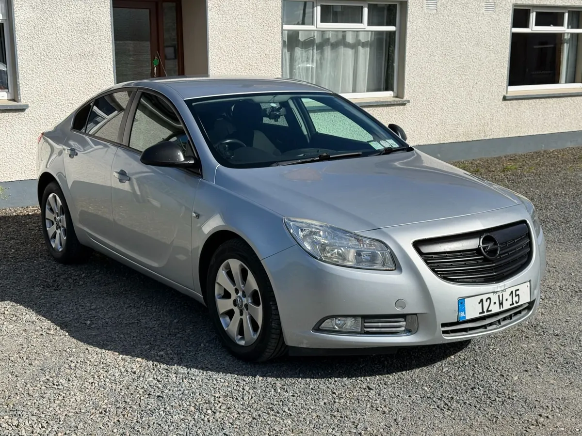 Opel Insignia 2012 - Image 1