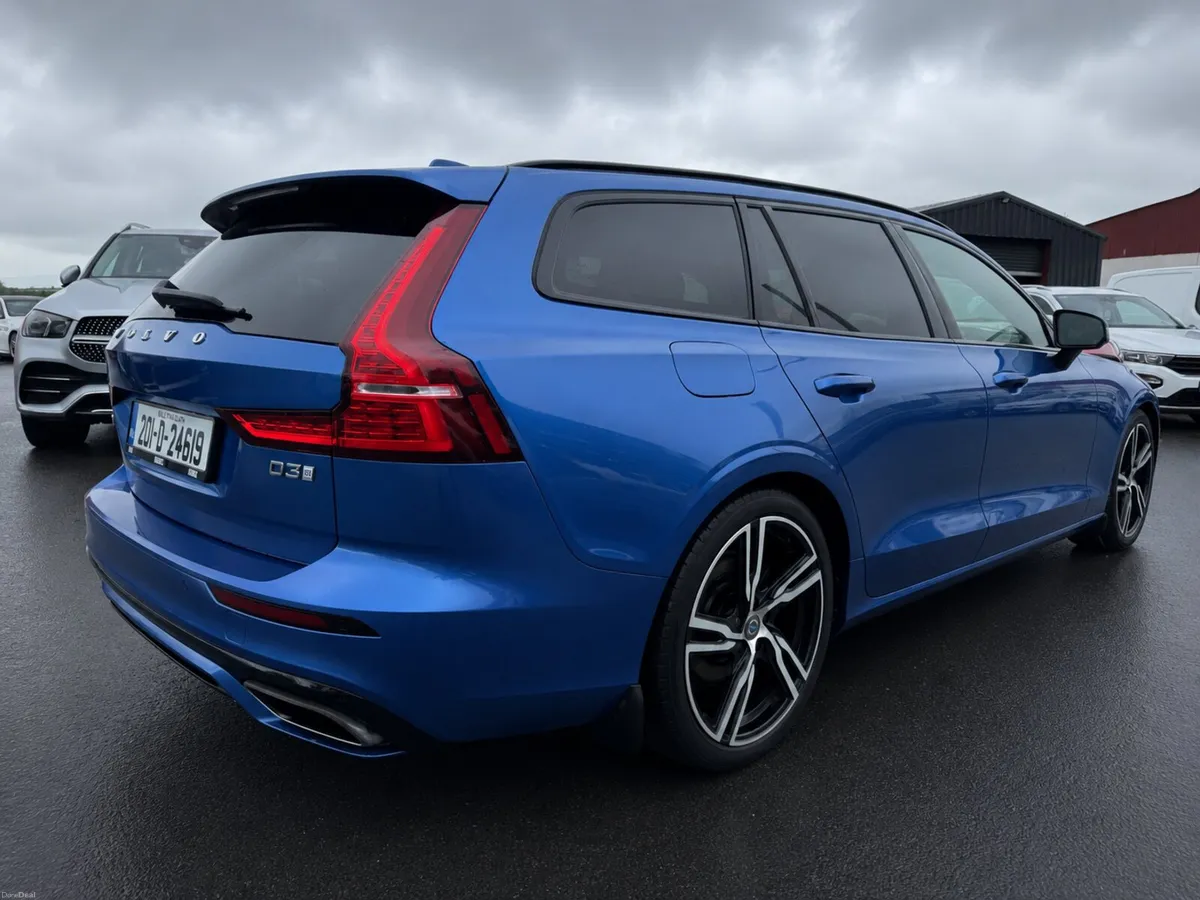 201 Volvo V60 R DYNAMIC ESTATE MEGA SPEC - Image 3