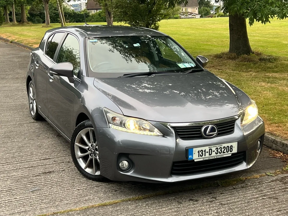 131 LEXUS CT200H 1.8 HYBRID LEATHER SAT NAV - Image 4
