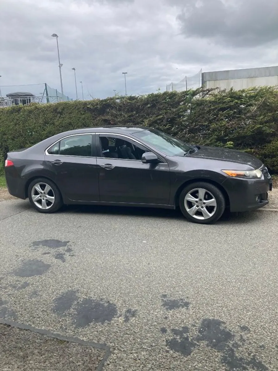 2009 Honda Accord - Image 1
