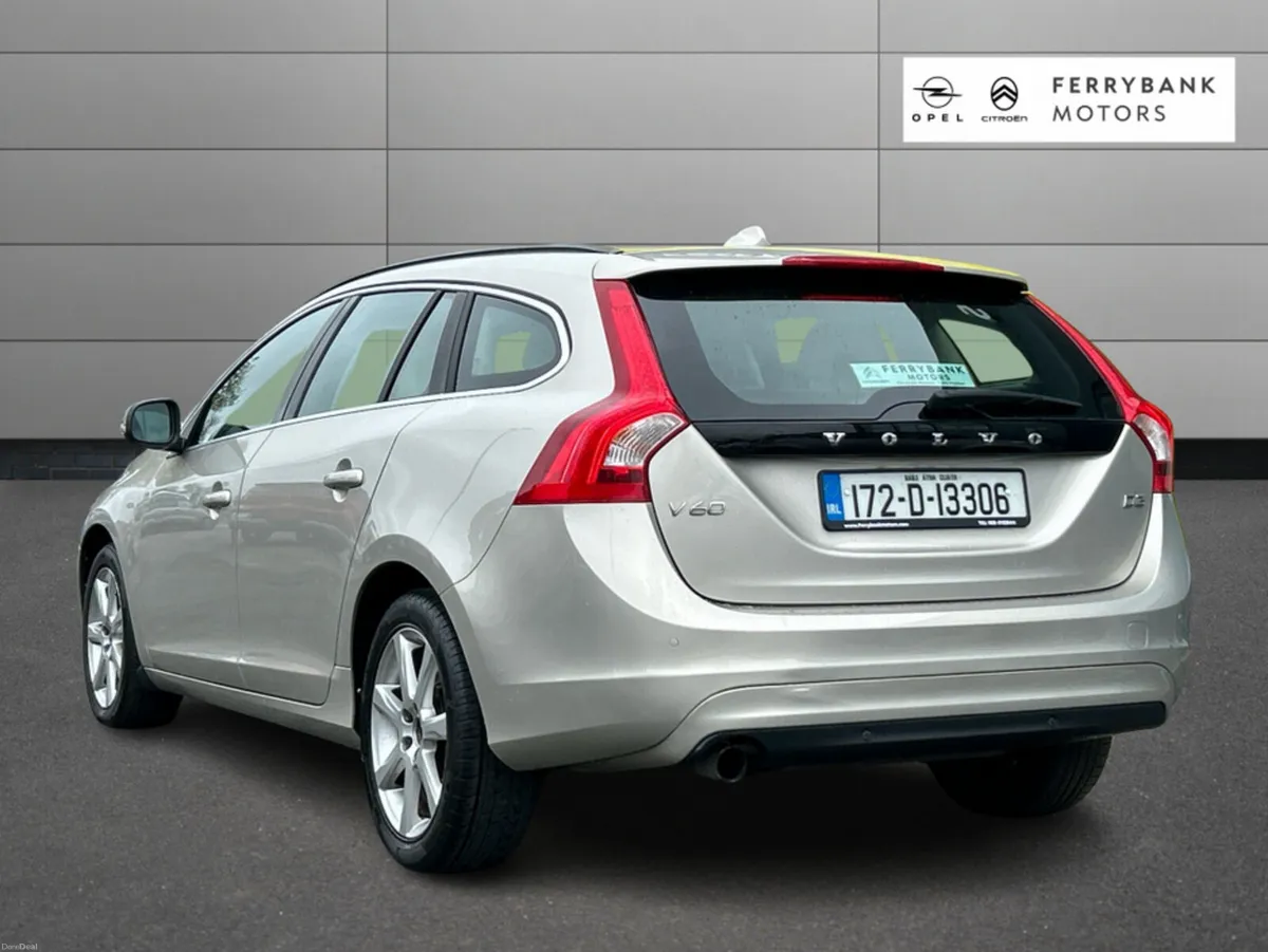 Volvo V60 D3 SE 5DR - Image 4