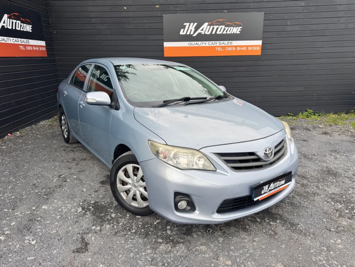 Toyota Corolla 1.4 D-4D TERRA MC 4DR - Image 1