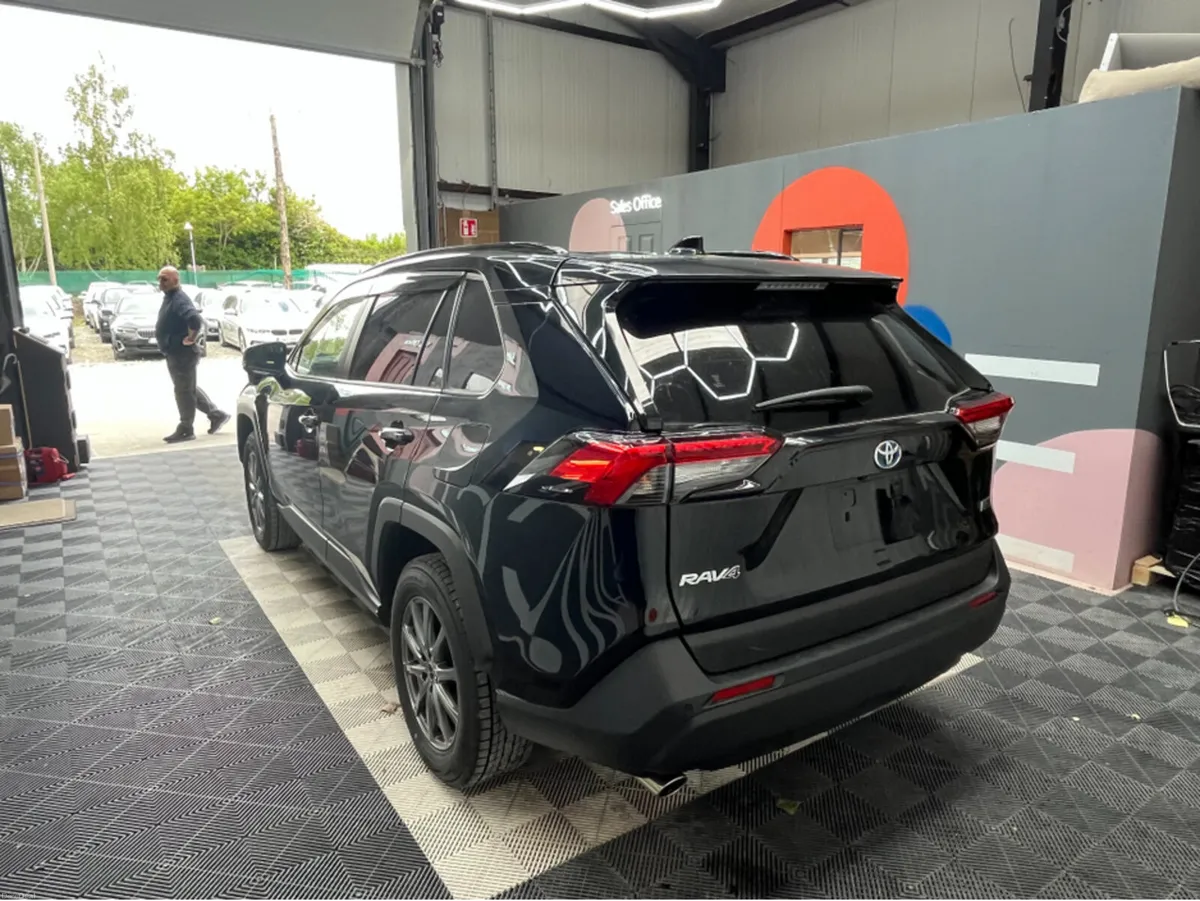 Toyota RAV4 2023 TOYOTA RAV4 HYBRID X 2.5 AUTOMATI - Image 4