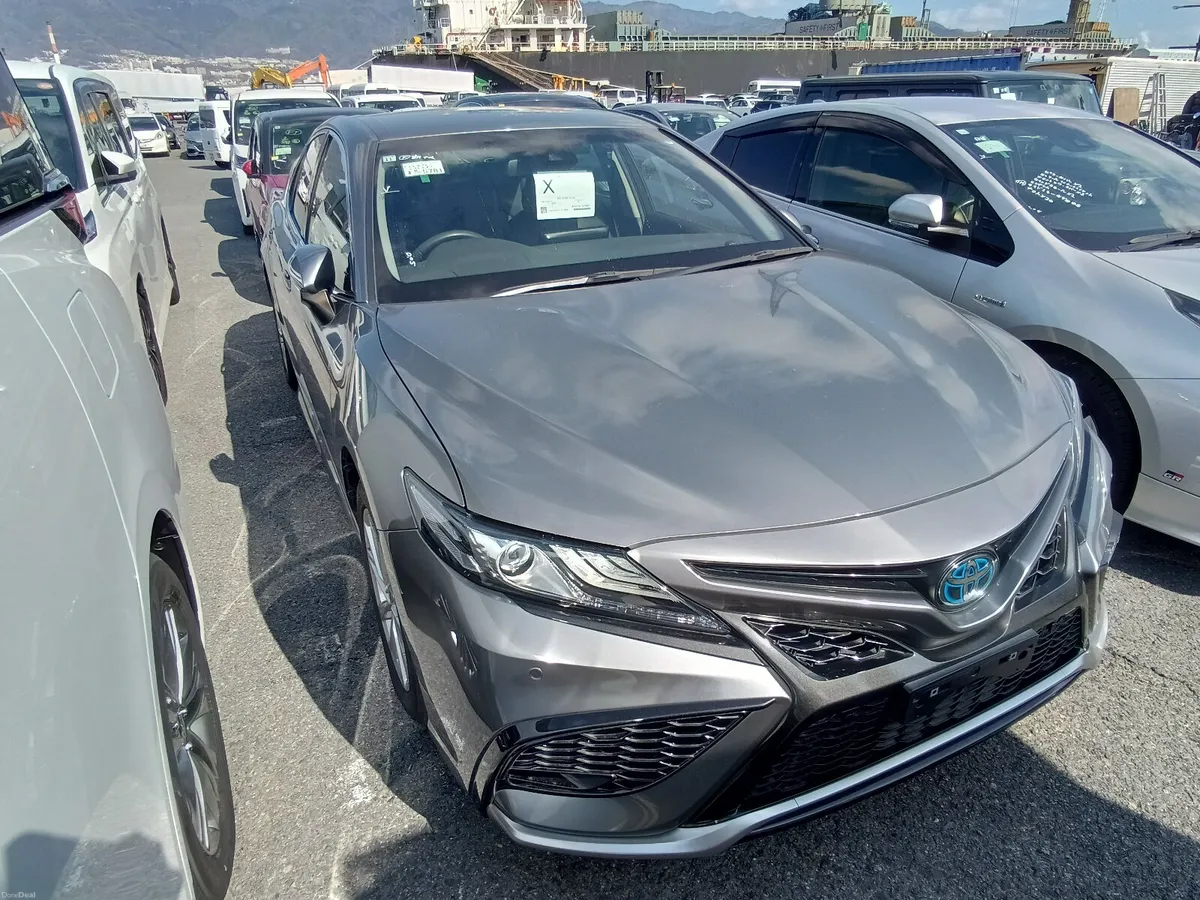 2021 Toyota Camry WS Hybrid Only 30k Km's! - Image 2