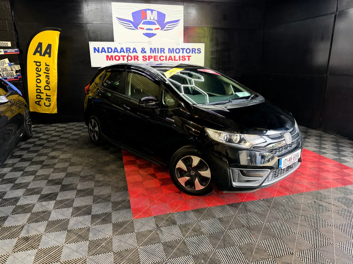 Honda Fit 2017 Automatic - Image 4