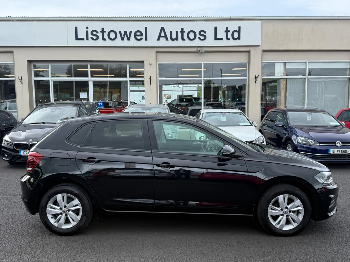 201 VW POLO COMFORTLINE 1.0 PETROL AUTOMATIC - Image 1