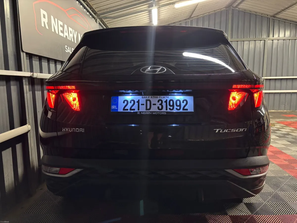 2022 Hyundai Tucson Comfort Manual - Image 3