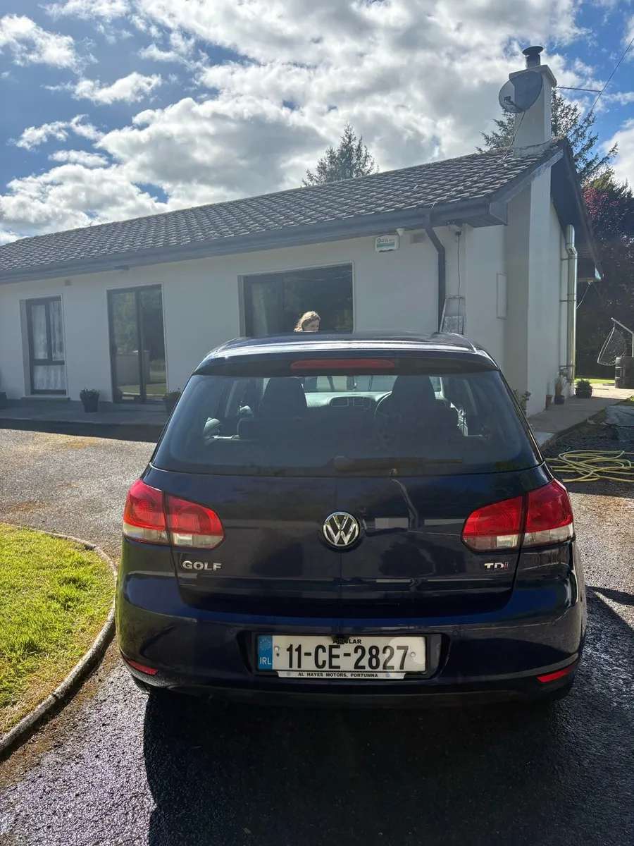 Volkswagen Golf - Image 4
