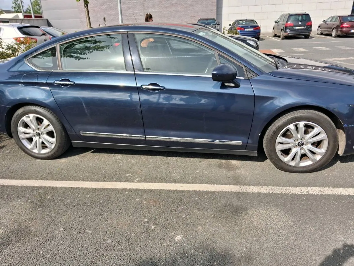 Car - Image 2