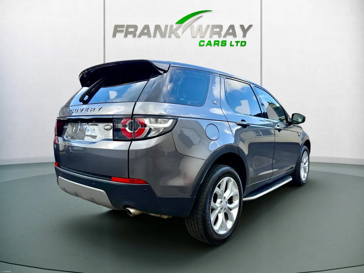 2017 LAND ROVER DISCOVERY SPORT 172 **7 SEATER** - Image 5