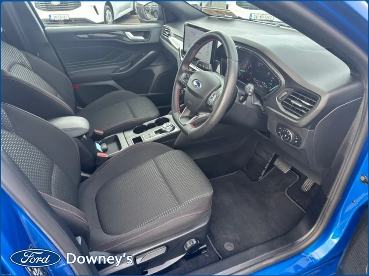 Ford Focus ST-Line 1.5 DSL - Image 2