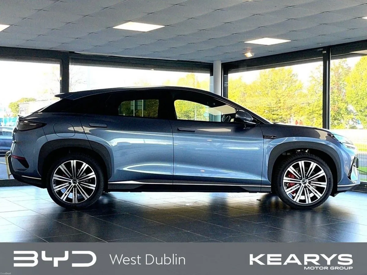 BYD SEALION 7 Brand New 262 RWD Comfort Model for - Image 3