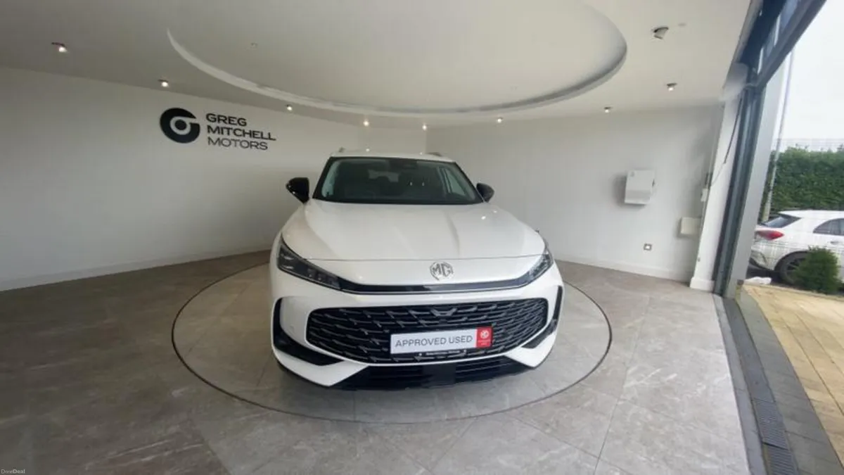 MG HS 1.5 T-GDI PHEV Trophy 5dr Auto - Image 2