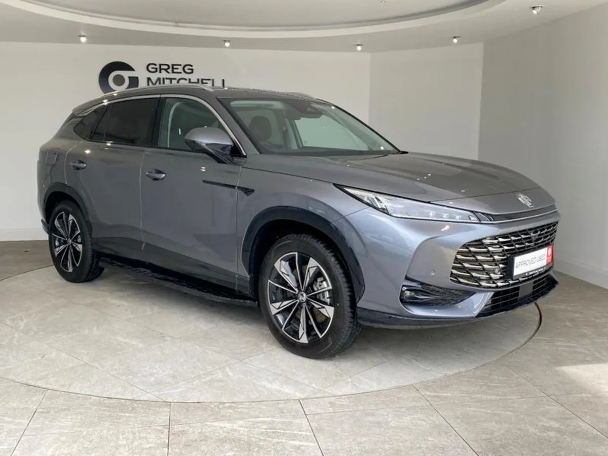 MG HS 1.5 T-GDI PHEV Trophy 5dr Auto - Image 1