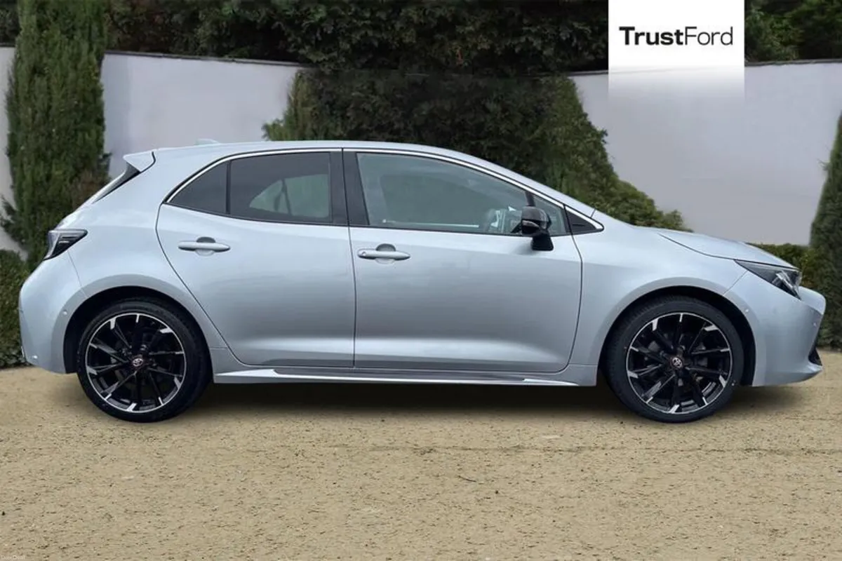 Toyota Corolla GR Sport - Image 3