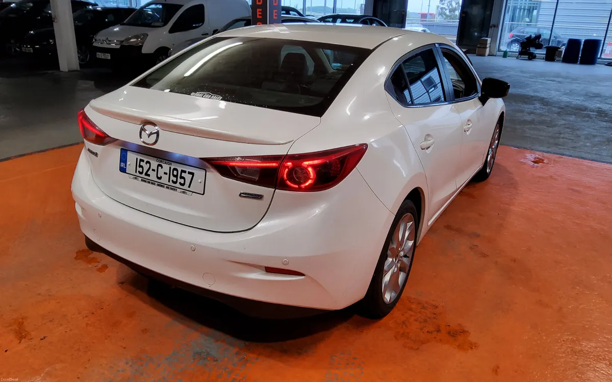 Mazda Mazda3 2015 - Image 4