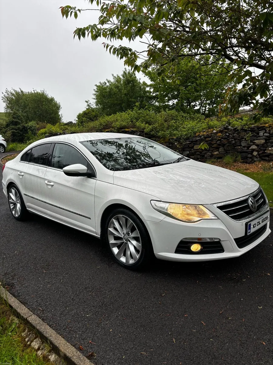 Volkswagen Passat CC - Image 2