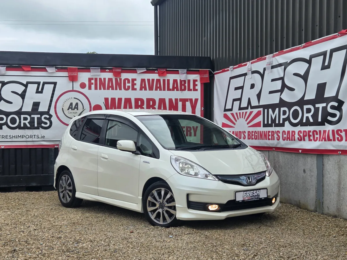 HONDA FIT RS HYBRID LOW KM - Image 1