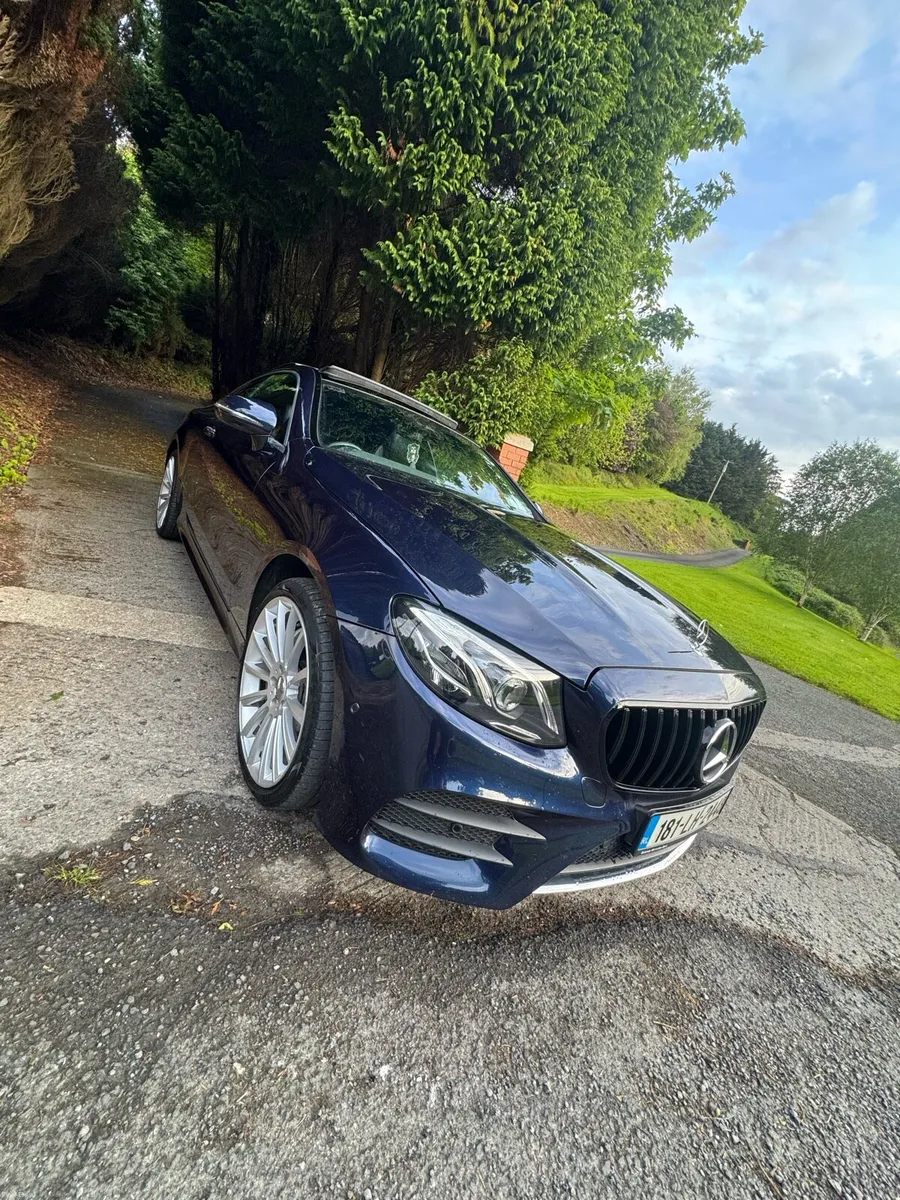 2018 Mercedes E220D AMG 4MATIC PREMIUM+ - Image 1