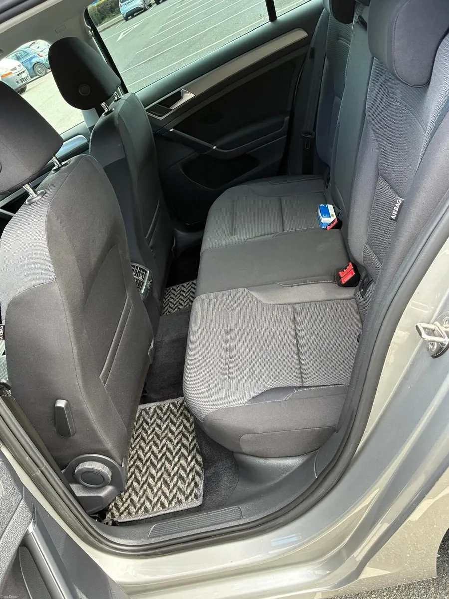 Volkswagen Golf 1.2 Petrol Auto Comfortline - Image 4