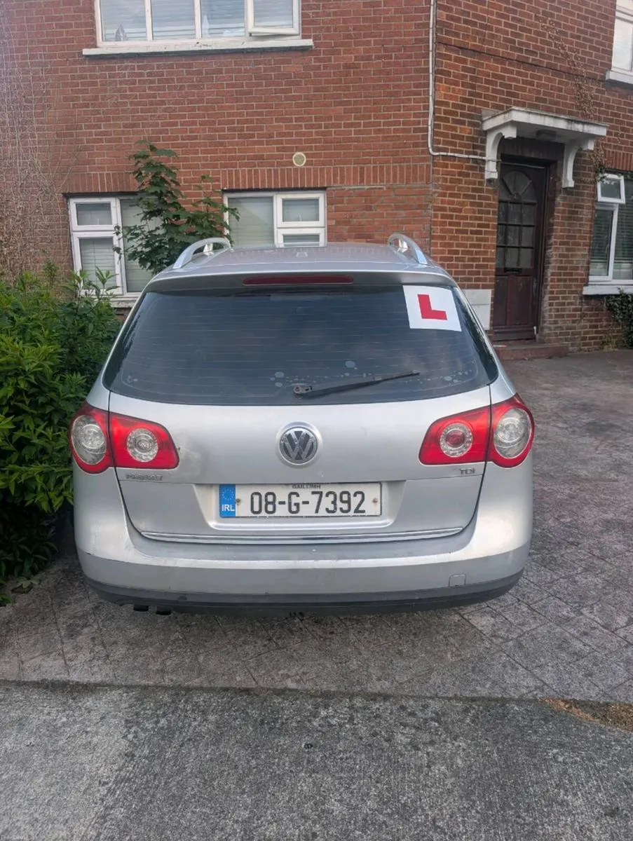 2008 Volkswagen Passat 1.9 TDI - Image 4