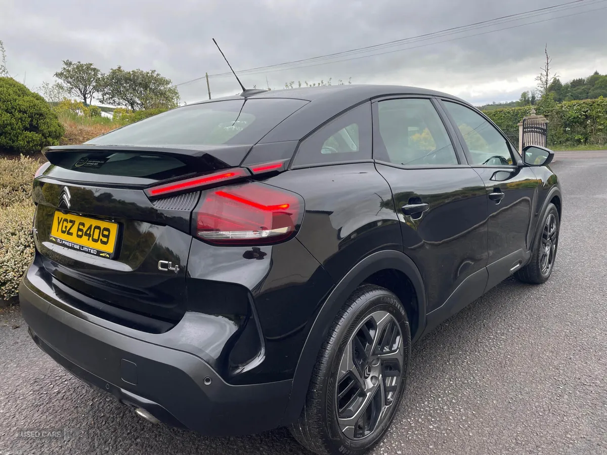 Citroen C4 DIESEL HATCHBACK - Image 2