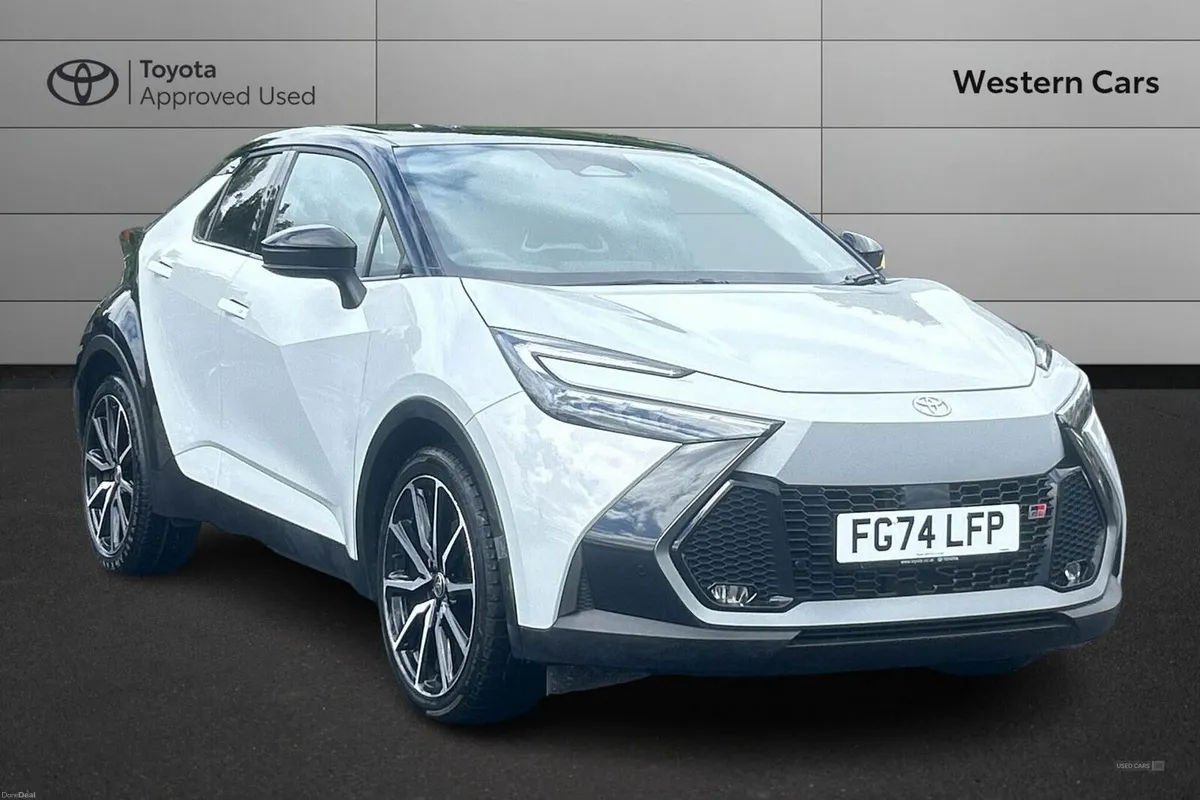 Toyota C-HR 2.0 VVT 13.6kWh GR SPORT CVT Euro 6 (s - Image 1
