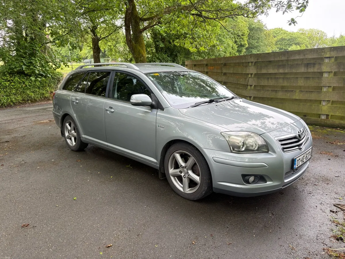 Toyota Avensis - Image 1