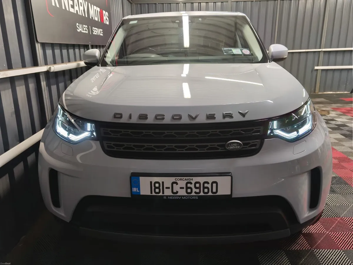 2018 Land Rover Discovery  2.0D TD4 180 P4WD Auto - Image 5