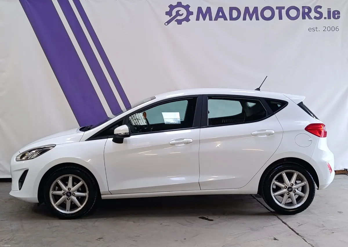 182 Ford Fiesta 1.1 5M 4DR ZETEC - Image 4