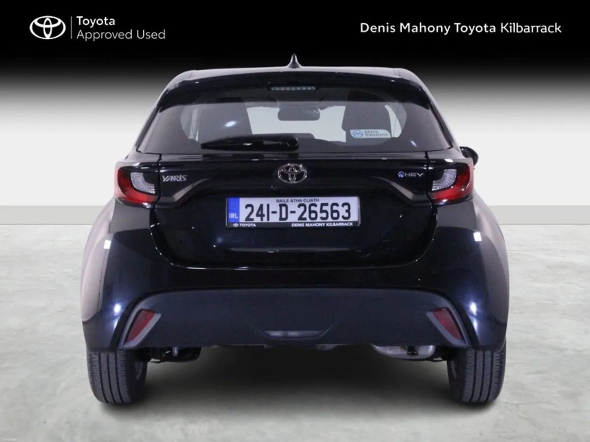 Toyota Yaris HYBRID 115 LUNA - Image 4