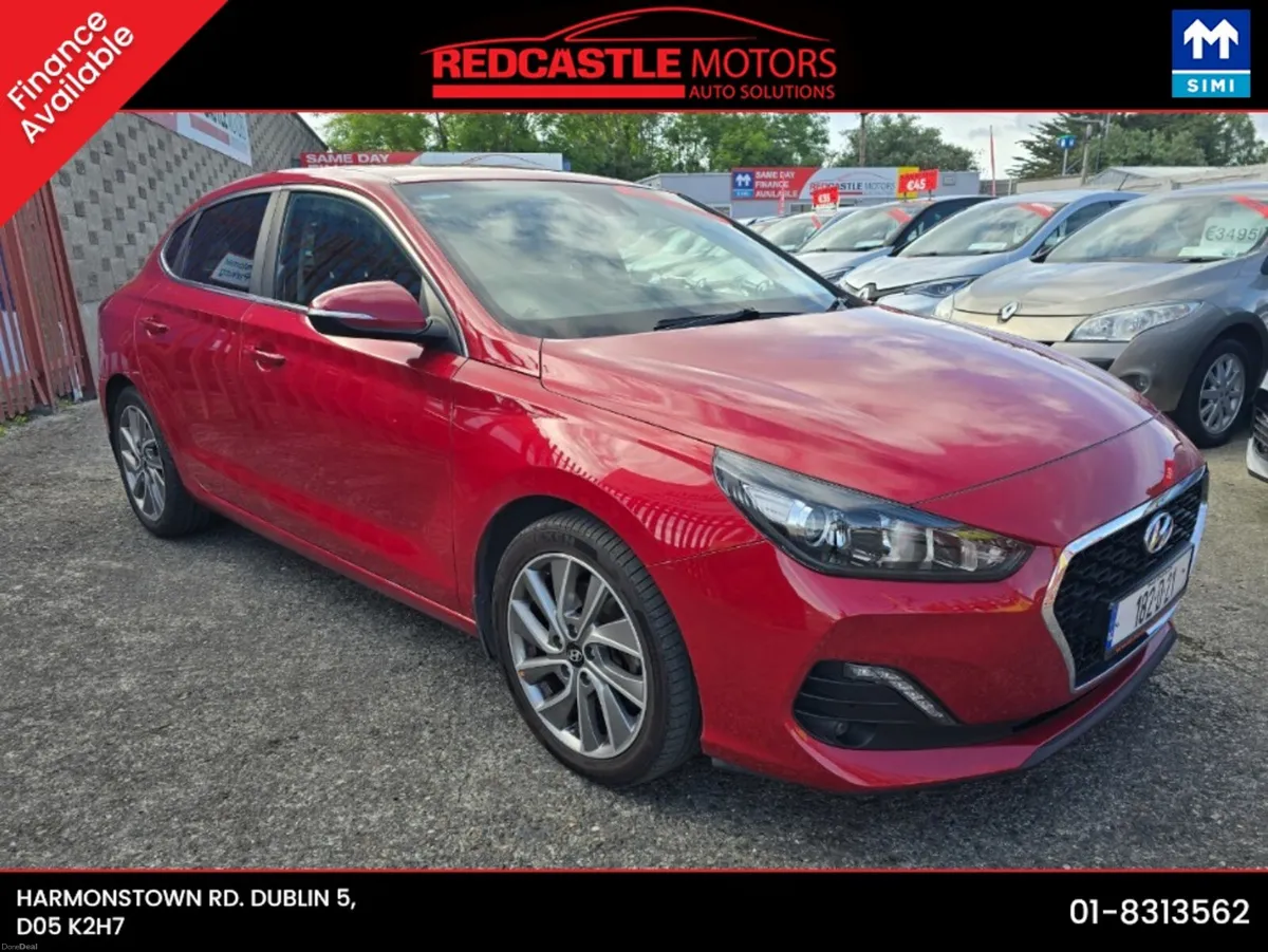 Hyundai i30 I 30 FASTBACK 5DR. ONLY 29K KM - Image 1